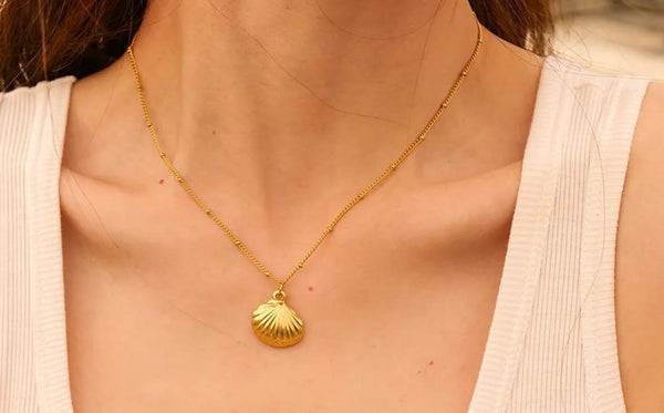 Anti-Tarnish Gold-Plated Seashell Pendant Necklace